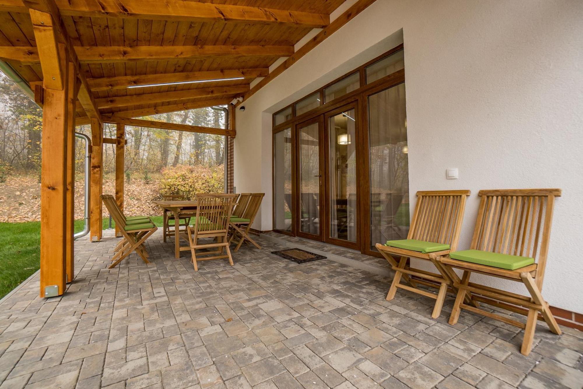 Haracsi Vendeghaz Hotel Zselickisfalud Exterior photo